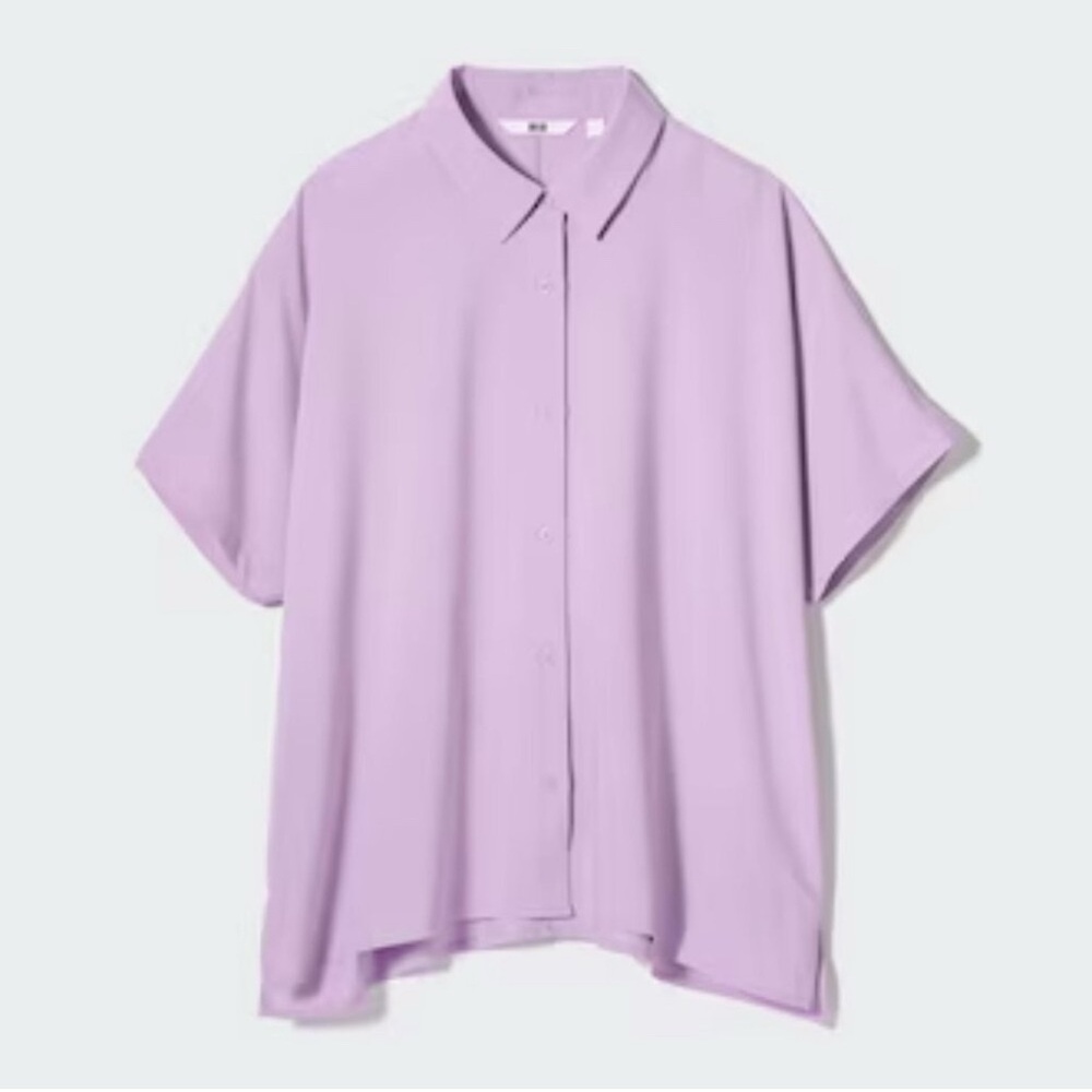NWOT Uniqlo Lavender Button Down Tee Shirt